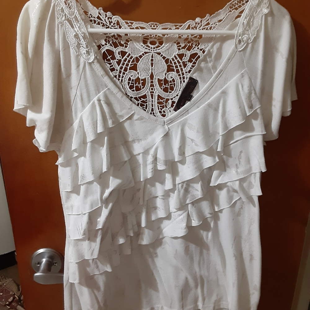 Very nice ladies Summer top